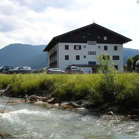 Welcome-Bienvenue-Добро Пожаловать * Flachau