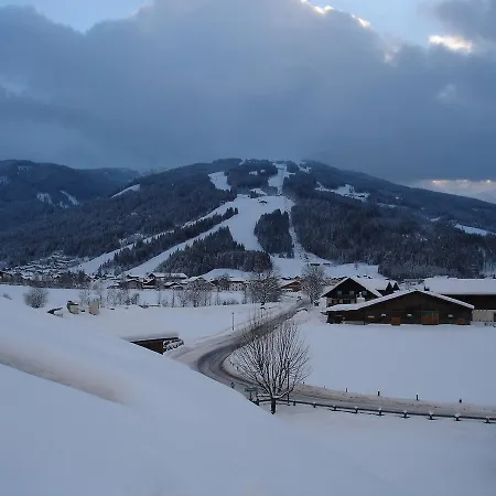Apartment Welcome-Bienvenue-Добро Пожаловать Flachau